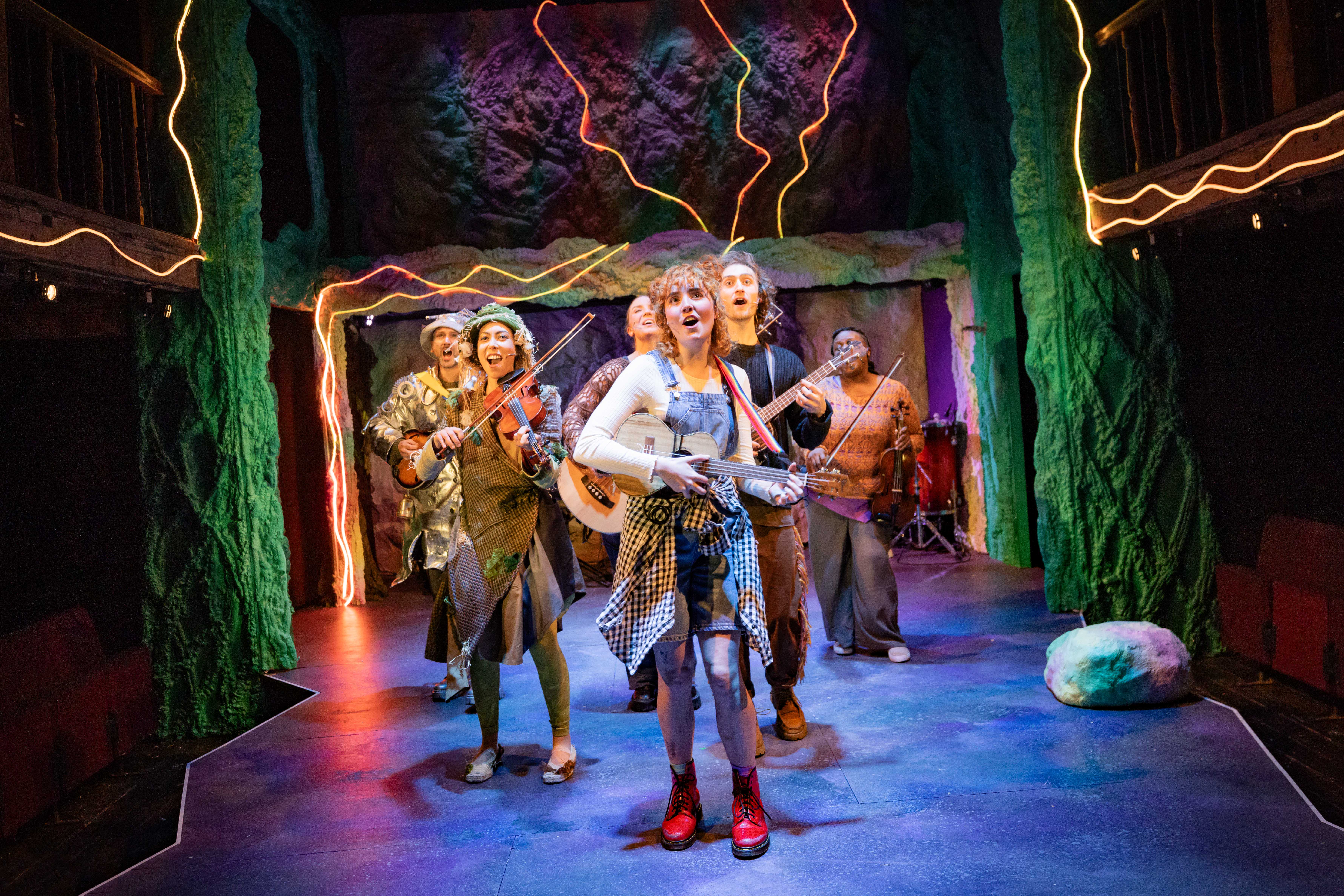 Wizard of Oz, Watermill Theatre (Credit: Mark Senior)