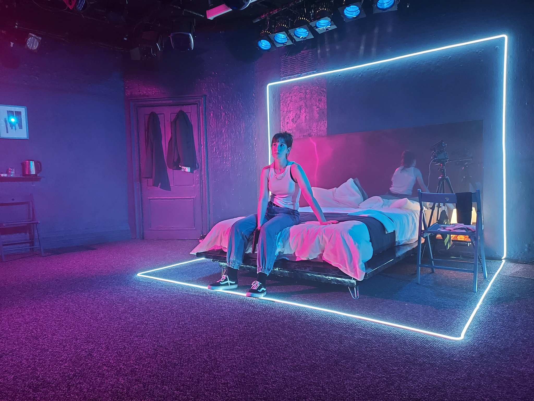 Snowflakes - Park Theatre & Old Red Lion (photo: Robert Boulton)